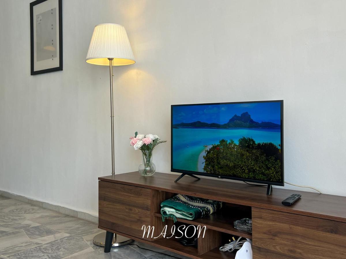Maison Seaview Suites Порт-Диксон Экстерьер фото