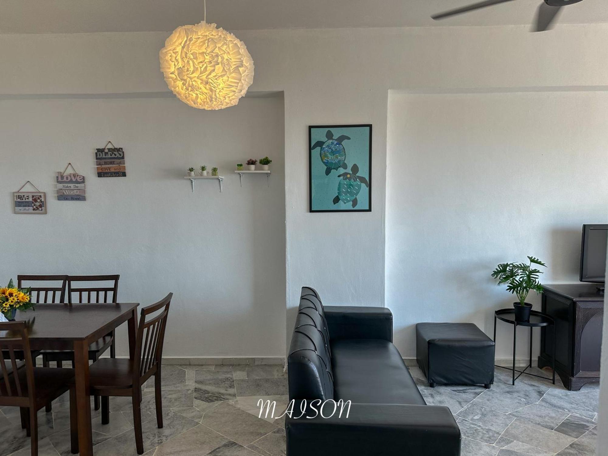 Maison Seaview Suites Порт-Диксон Экстерьер фото